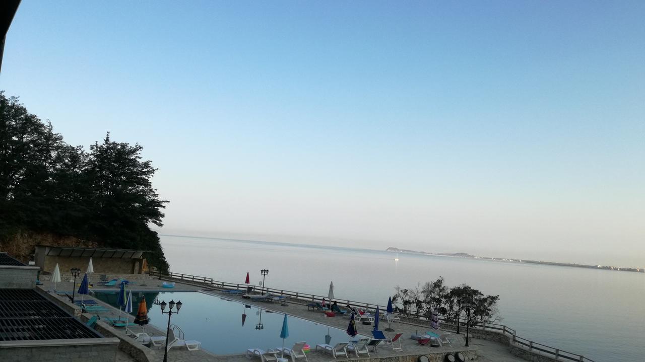 Vlorë Aneta'S Beach House מראה חיצוני תמונה